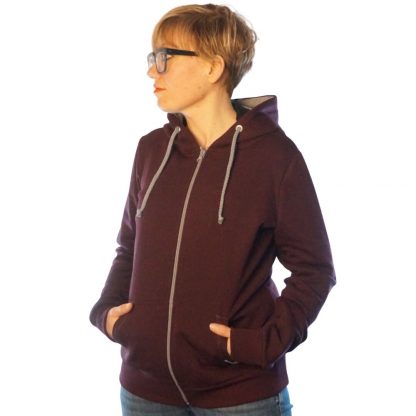 fair-fashion-kapuzenjacke-zipper-bio-baumwolle-made-in-germany-nachhaltig-bordeaux-weinrot